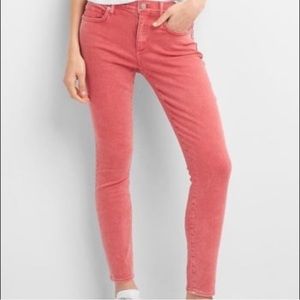 Gap Midrise True Skinny Jeans in Pink